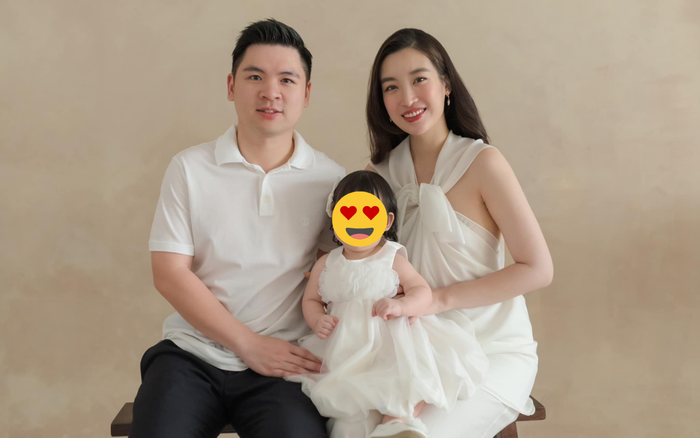 Đỗ Mỹ Linh đang có cuộc sống hôn nhân hạnh phúc bên chồng và con gái Tuệ An. Ảnh: FBNV