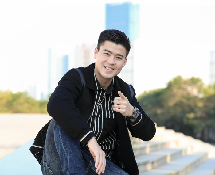 Trung vệ Duy Mạnh thường xuyên sử dụng mẫu đồng hồ này. (Ảnh: FBNV)