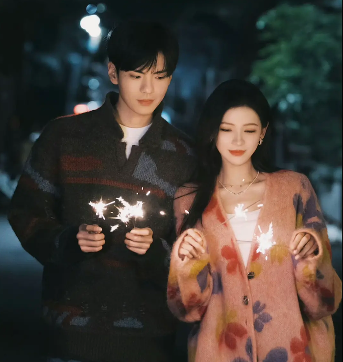 Phim kể về Diệp Mộng (Trương Dư Hi), cô gái 30 tuổi thất bại nơi thành thị, lựa chọn rời phố về quê và gặp gỡ Lý Cận Dữ (Tất Văn Quân). Tình yêu nảy nở giữa họ bị thử thách bởi bi kịch quá khứ gắn liền với gia đình hai bên, buộc cả hai phải vượt qua nỗi đau để tìm đến hạnh phúc.