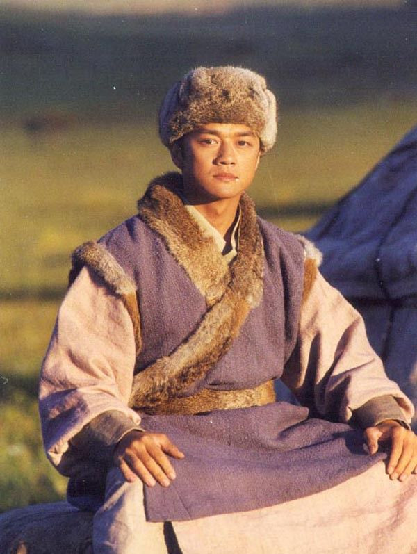 Một bữa ăn của Quách Tĩnh đủ mua nhà, Cái Bang giàu nhất võ lâm? Ảnh 1