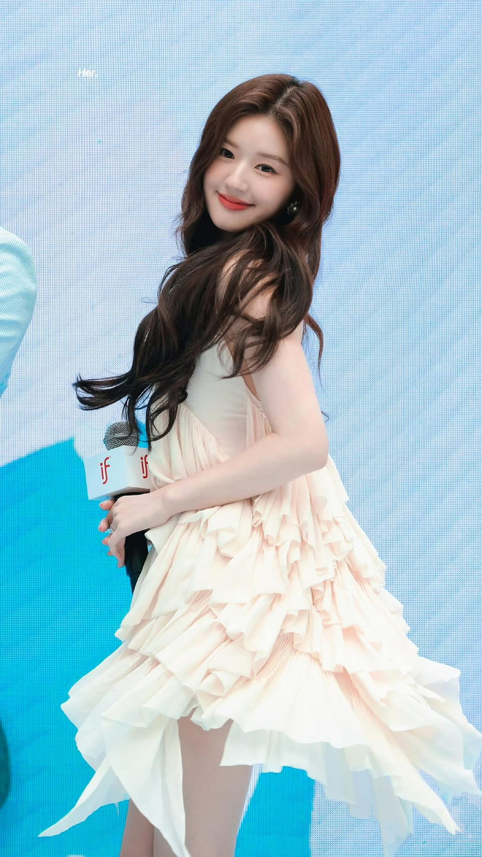 Dù đang chưa có phim mới lên sóng, danh tiếng của Triệu Lộ Tư vẫn cực cao (Ảnh: Weibo).