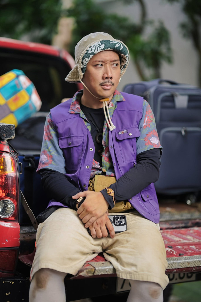 Là đạo diễn hàng đầu Việt Nam hiện nay, Trấn Thành vẫn không ngừng học hỏi để trau dồi bản lĩnh nghệ thuật (Ảnh: FBNV).