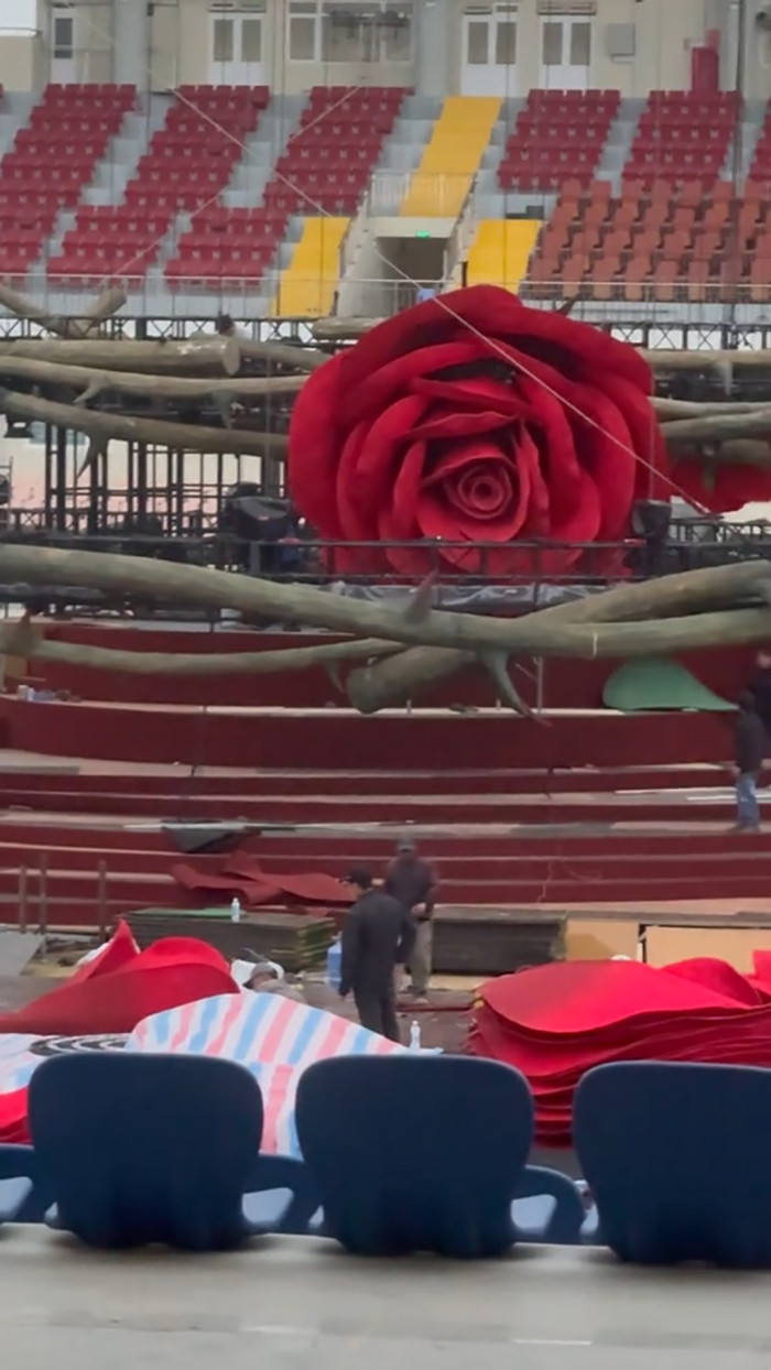 Choáng với sân khấu live concert của Hà Anh Tuấn ở Đà Lạt, một chi tiết gây bàn tán Ảnh 2