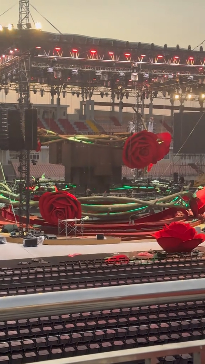 Những hình ảnh đầu tiên bên trong live concert sắp tới của Hà Anh Tuấn tại Đà Lạt đang được chia sẻ rầm rộ trên mạng xã hội. (Ảnh chụp màn hình TikTok hutha115)