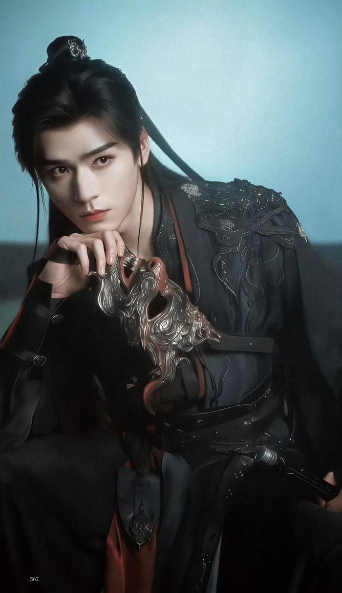 Ở vị trí thứ tám, Cung Tuấn xuất hiện với vai Tô Mộ Vũ. Hình tượng có phần u tối, lạnh lùng tạo nên điểm nhấn khác biệt trong bảng xếp hạng.