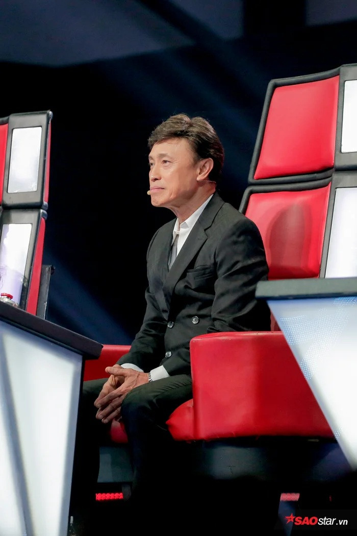 Danh ca Tuấn Ngọc và vợ là ca sĩ ly hôn vào ngày 17/7/2025.