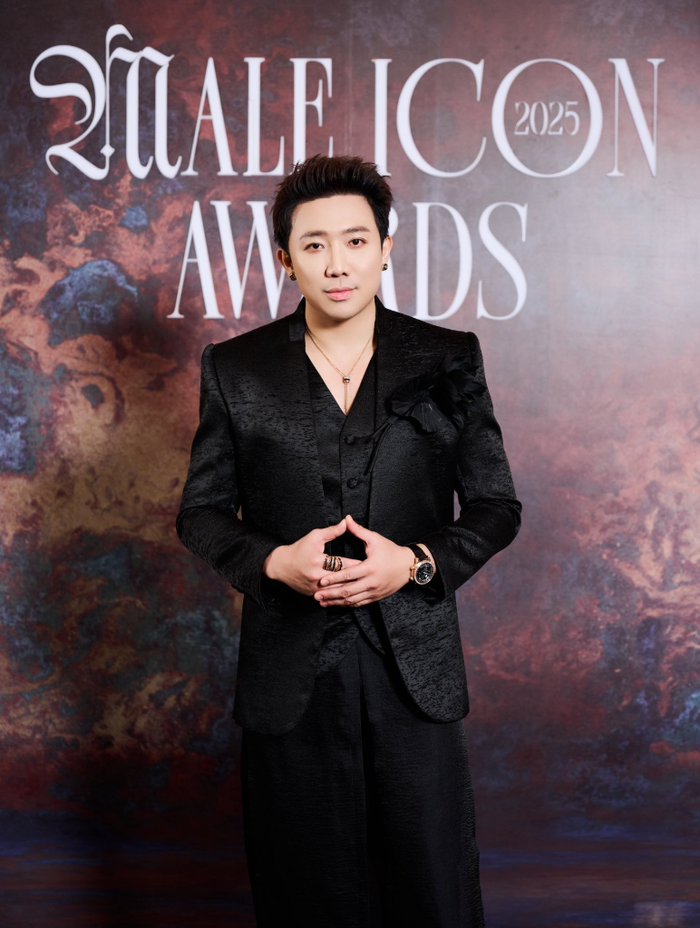 Việc Trấn Thành không giành được giải thưởng tại Cánh Diều Vàng 2025 nhanh chóng thu hút sự chú ý từ dư luận (Ảnh: FBNV).