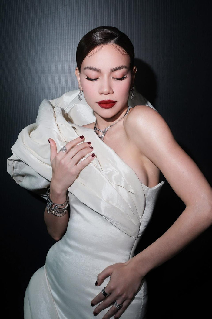 Hồ Ngọc Hà đối mặt với bình luận tiêu cực khiến dân tình nể phục Ảnh 7