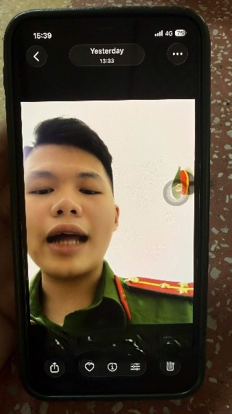 Hình ảnh đối tượng giả danh Công an trên zoom chat. Ảnh: Công an TP Hà Nội