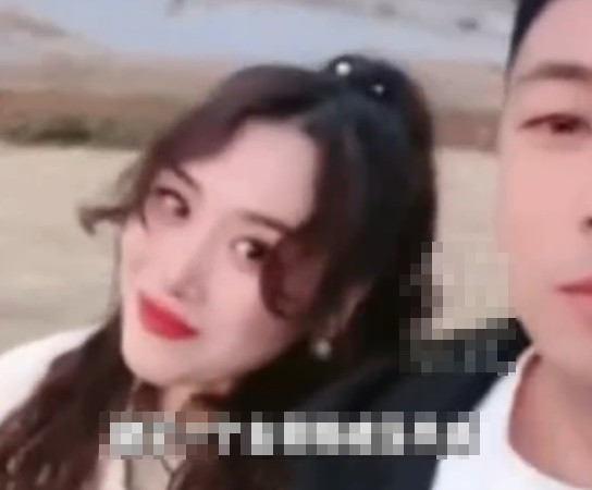 Người phụ nữ 38 tuổi bị nhồi máu não dẫn đến liệt nửa cơ thể, chồng suy sụp tiết lộ kế hoạch còn dang dở Ảnh 2