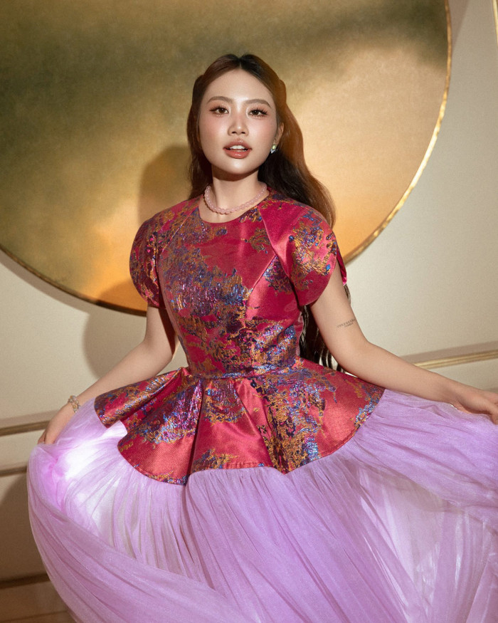 Phương Mỹ Chi ngày càng trưởng thành trong phong cách thời trang (Ảnh: FBNV).