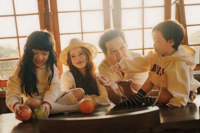 Gia đình Nhã Phương luôn nhận được sự quan tâm đặc biệt từ công chúng (Ảnh: FBNV).