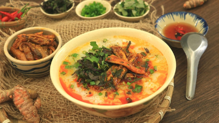 Nhắc đến Nghệ An, nhiều người sẽ nhớ ngay đến món cháo lươn.