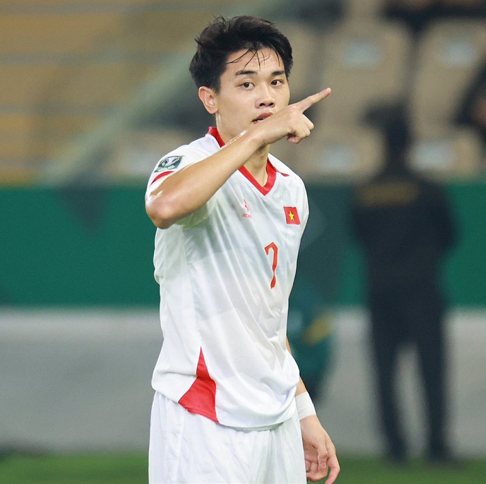 Đình Bắc có thể nhận nguồn thu khủng từ mạng xã hội. Ảnh: FBNV