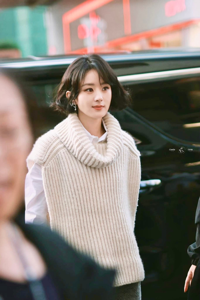 Thậm chí, Triệu Lệ Dĩnh không còn đủ sức thu hút fan mới cho phim dù lưu lượng khủng (Ảnh: Weibo).