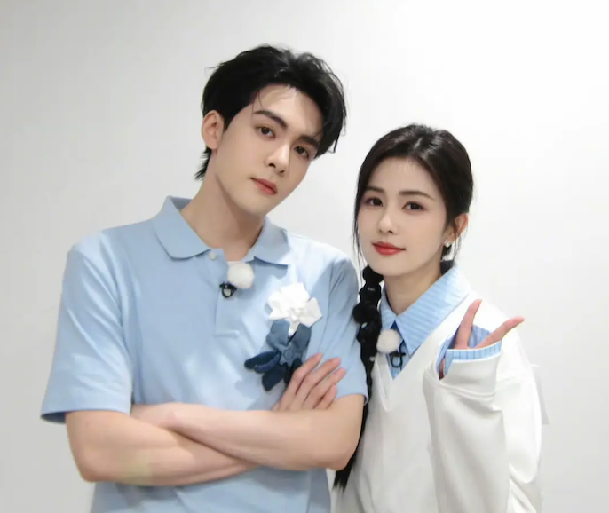 Cặp đôi Tăng Thuấn Hy - Bạch Lộc.