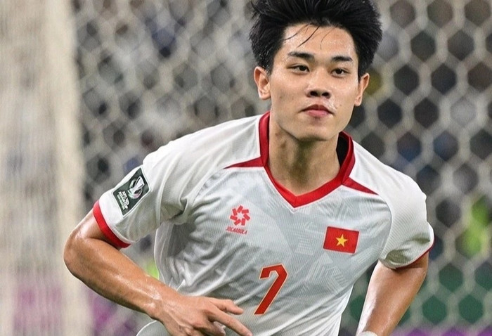 Cầu thủ Đình Bắc quê ở Nghệ An - vùng đất nổi tiếng với món cháo lươn. Ảnh: AFC