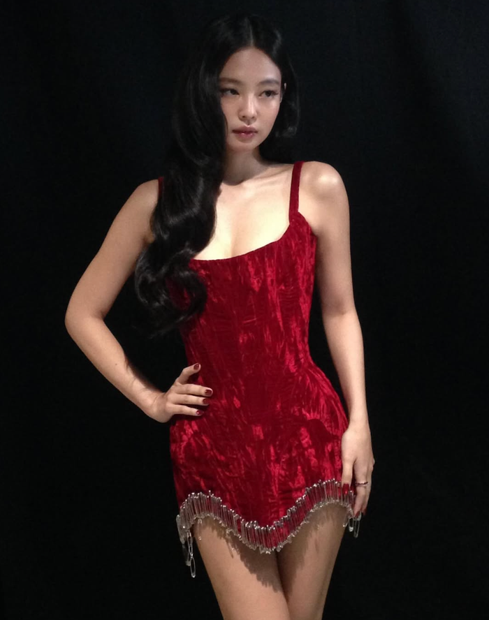 Jennie bị Jang Won Young 'vượt mặt' trong bảng xếp hạng giá trị thương hiệu cá nhân idol nữ tháng 1 năm nay. Ảnh: IGNV