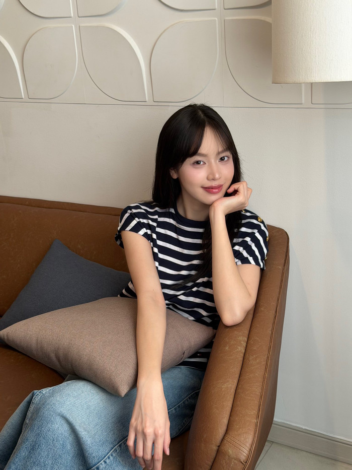 Hình ảnh đời thường trẻ trung, cuốn hút của nàng hậu Gen Z.