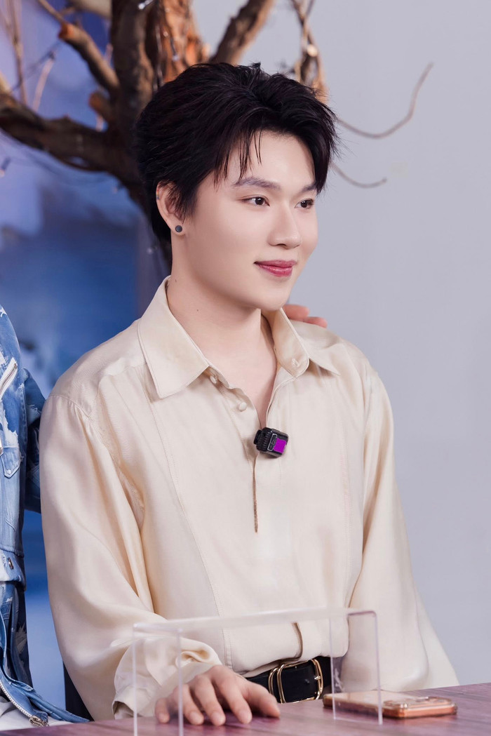 Quang Trung bày tỏ niềm hạnh phúc, vui mừng khi giành chiến thắng tại một thử thách ở gameshow.