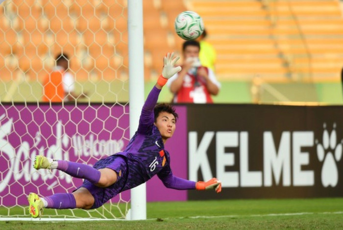 “Thủ môn Li Hao tiếp tục tỏa sáng, đưa U23 Trung Quốc vào bán kết U23 châu Á 2026”, AFC ngợi khen. Ảnh: AFC