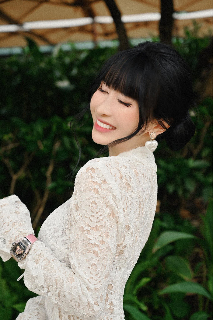 Mẫu đồng hồ Richard Mille được vợ doanh nhân Minh Nhựa thường xuyên diện. (Ảnh: FBNV)