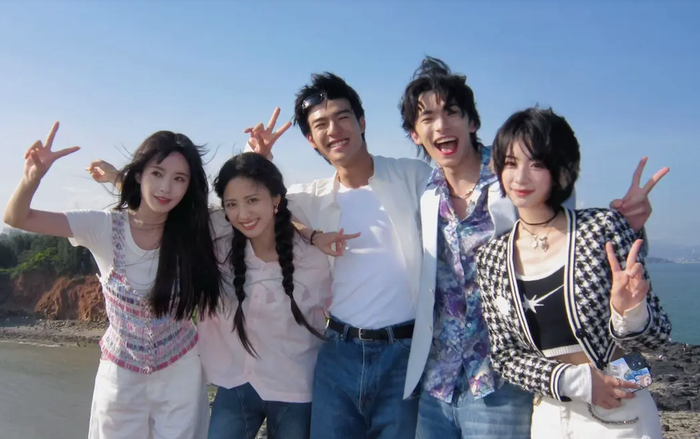 Bộ phim tập trung vào một sự kiện quan trọng diễn ra trong tháng Bảy, có thể gắn liền với ký ức thanh xuân, tình bạn hoặc tình yêu của các nhân vật.