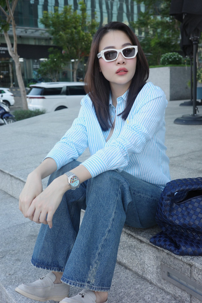 Không chỉ mang vẻ đẹp và vóc dáng cuốn hút, vợ doanh nhân Cường Đô La còn sở hữu một bộ sưu tập đồng hồ đắt giá nhằm giúp tôn lên vẻ đẹp của mình. (Ảnh: FBNV)