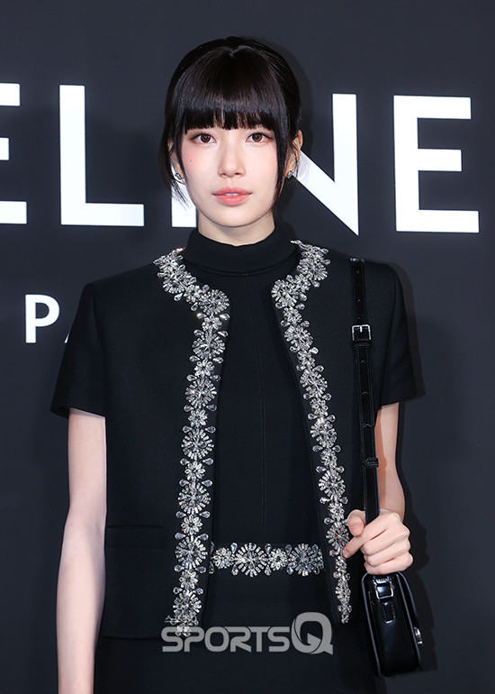 Suzy từ trước đến nay vốn nổi tiếng trong giới showbiz Hàn nhờ visual nổi bật. Ảnh: SportsQ