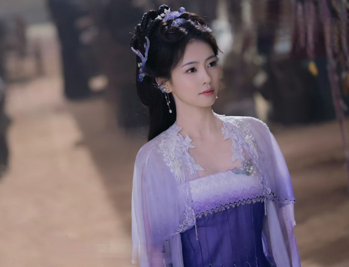 Bạch Lộc trong tạo hình tinh nguyệt nữ thần