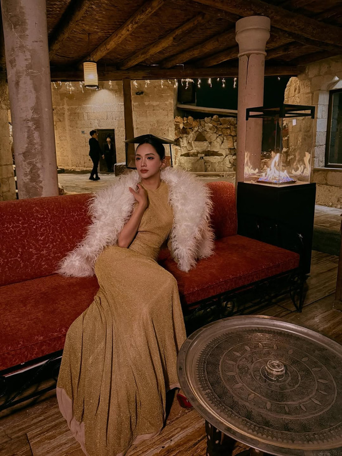 Hương Giang mặc áo tắm táo bạo sau 1 tháng gặp sự cố ở Miss Universe Ảnh 3