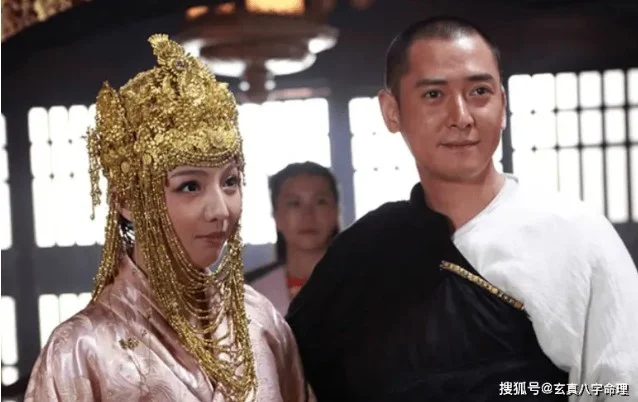 Hư Trúc và Mộng Cô nên duyên chỉ sau ba lần gặp gỡ ngắn ngủ