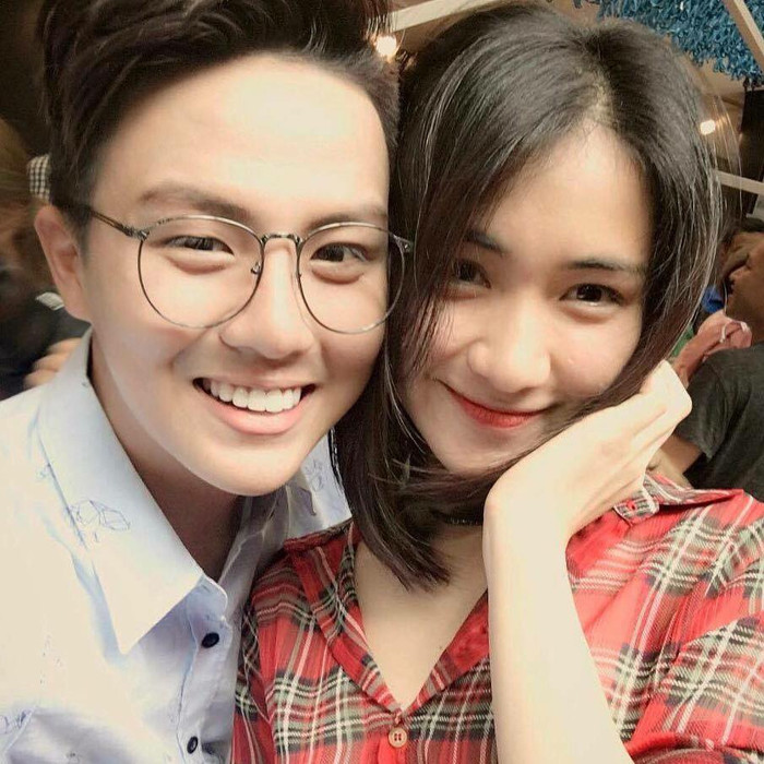 Hòa Minzy và Duy Khánh trong một lần chụp ảnh chung vào năm 2016. Ảnh: FBNV