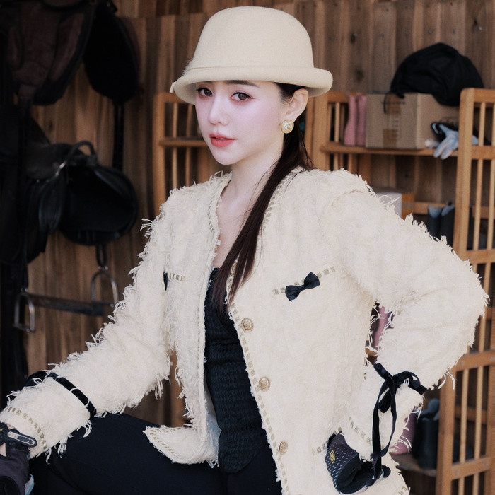 Quỳnh Kool từng có khoảng thời gian vô tình phải nhận về nhiều ý kiến chê bai vì tăng cân. Sau đó nữ diễn viên đã nỗ lực giảm cân, và không ngần ngại đáp trả những bình luận kém duyên. Ảnh: FBNV