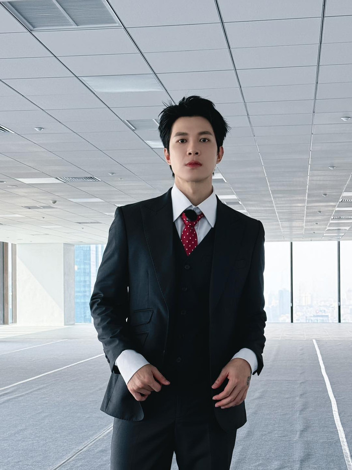 Anh Tú Atus là gương mặt phủ sóng trên đường đua phòng vé phim Tết (Ảnh: FBNV).