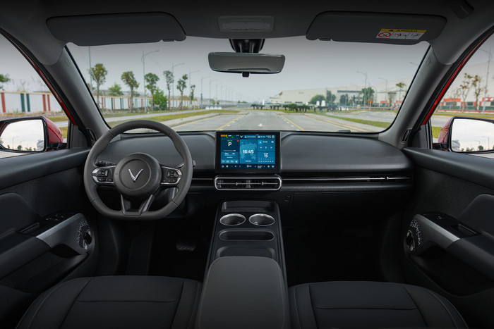 Xe 7 chỗ mới của VinFast có gì để cạnh tranh MPV xăng truyền thống? Ảnh 2