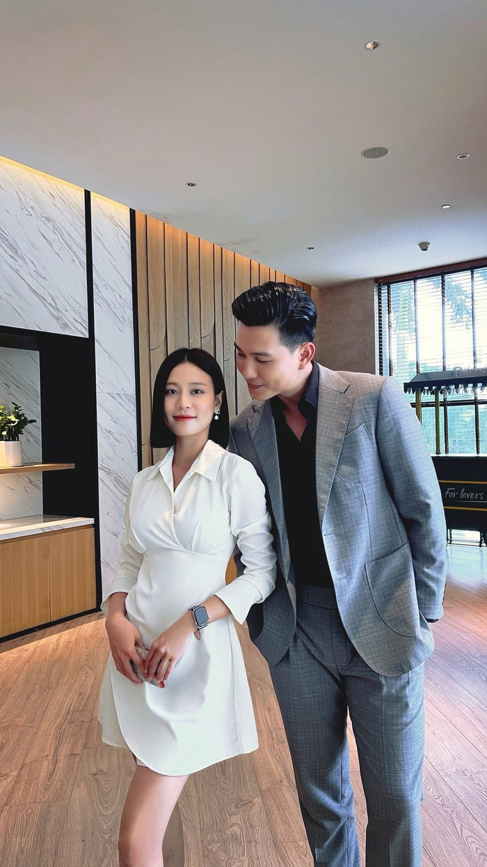 Quỳnh Châu và Lê Hải.