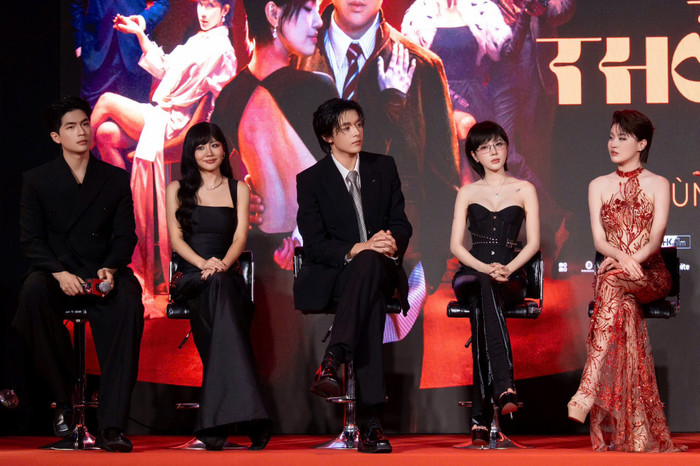 Vĩnh Đam đã có những chia sẻ thẳng thắn khi được hỏi về quyết định rẽ hướng từ người mẫu sang lĩnh vực điện ảnh (Ảnh: FBNV).