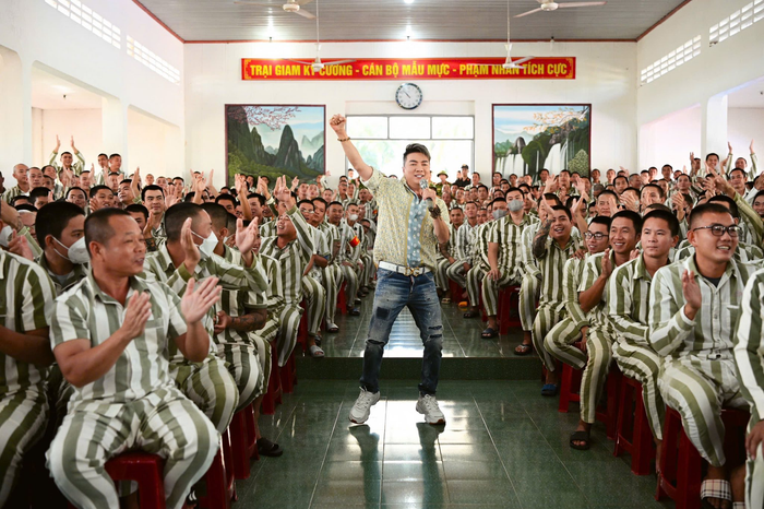 Đàm Vĩnh Hưng và những mùa xuân đi ngược chiều hào quang Ảnh 3