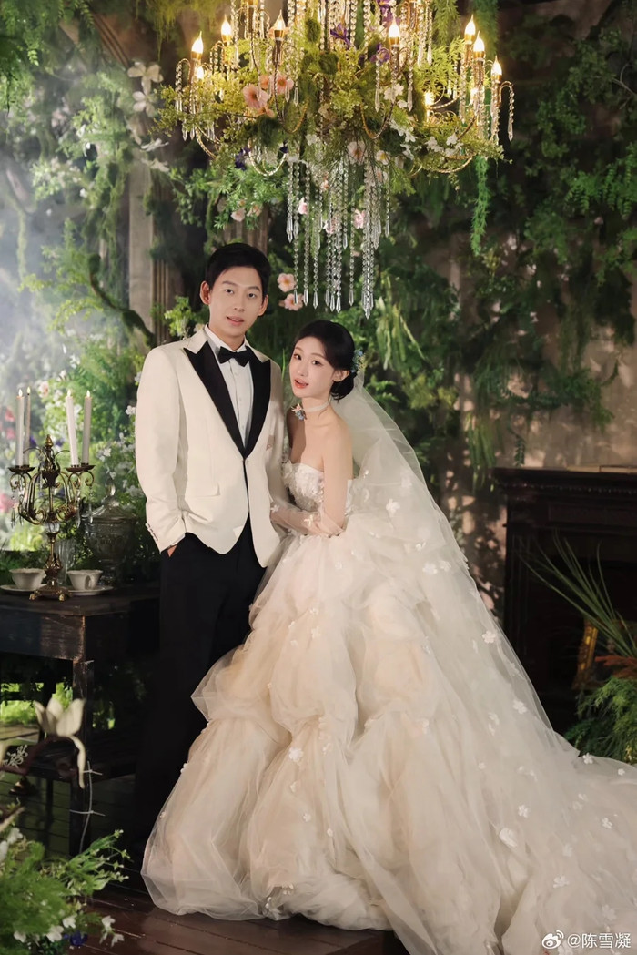 Vừa kết hôn 7 ngày, chồng đại gia của nữ ca sĩ lộ tin nhắn ngoại tình gây sốc Ảnh 4