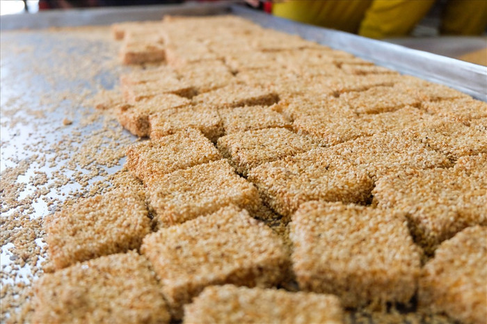 Mỗi dịp Tết đến, loại bánh này lại 'cháy hàng'.