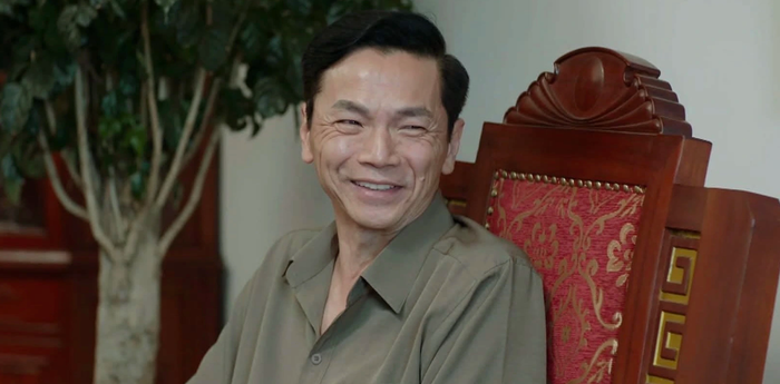 NSND Trung Anh trong vai ông Sách, nhân vật trung tâm nhiều tranh cãi của Lằn ranh. - Ảnh: VFC&nbsp;