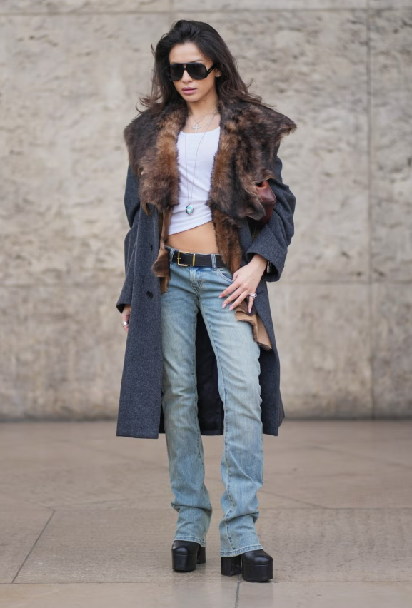 Quần jeans cạp thấp. Ảnh: Elle