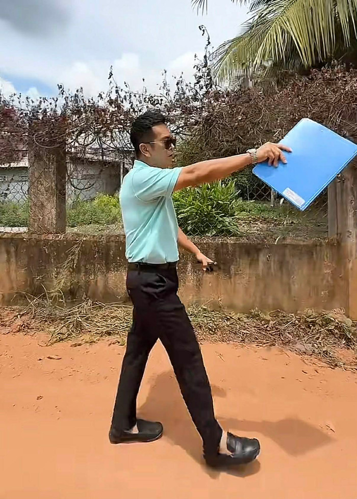 Nam ca sĩ Việt nổi tiếng một thời giờ đi làm 'cò đất', danh tính chẳng xa lạ Ảnh 2