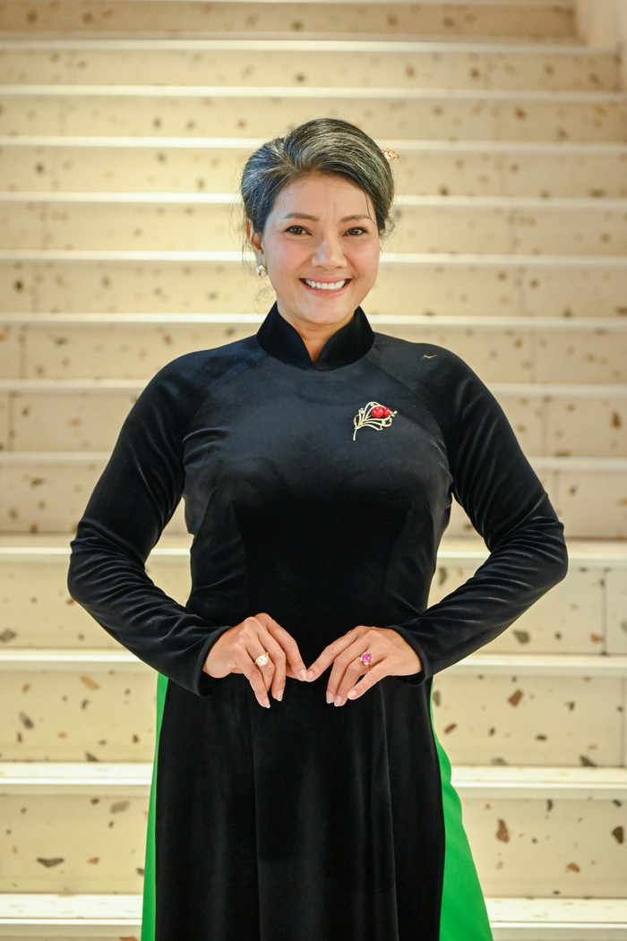 Diễn viên Kiều Trinh lại ghi dấu ấn mạnh mẽ qua loạt vai diễn gai góc, giàu cảm xúc.