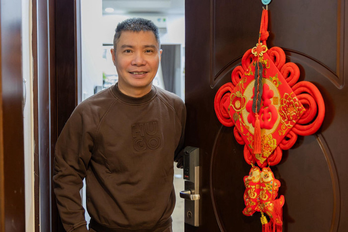 Trong thời gian chữa bệnh, NSND Công Lý từng đảm nhận một số vai diễn nhỏ trong các bộ phim truyền hình và nhận được sự quan tâm nồng nhiệt từ phía công chúng. Ảnh: FBNV