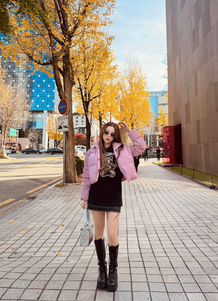 Huyền Baby chăm đăng ảnh trong những chuyến du lịch sang chảnh. Ảnh: FBNV