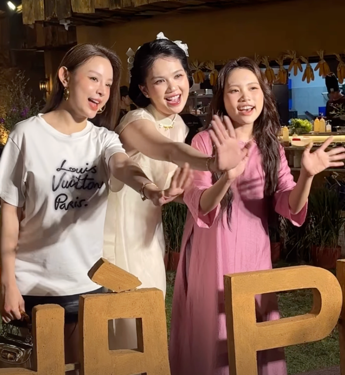 Huyền Baby tự tin 'đọ sắc' với Ngọc Trinh trong lần gặp mặt mới nhất. Ảnh: IGNV