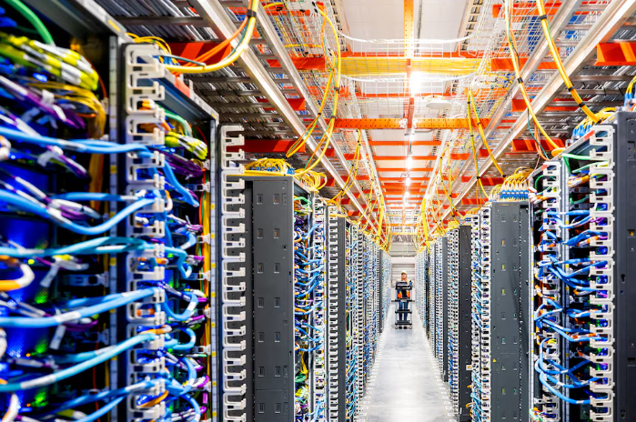 Amazon vô tình hé lộ chuyện sa thải hàng loạt nhân viên chỉ vì một email gửi nhầm. (Ảnh: Reuters)