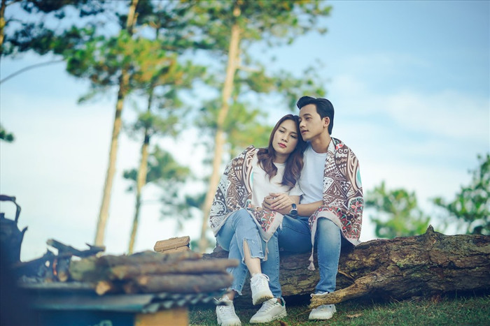 Ca sĩ Mỹ Tâm và Mai Tài Phến - 2 người bạn thân đồng hành lâu năm cùng nhau trong nhiều hoạt động nghệ thuật.